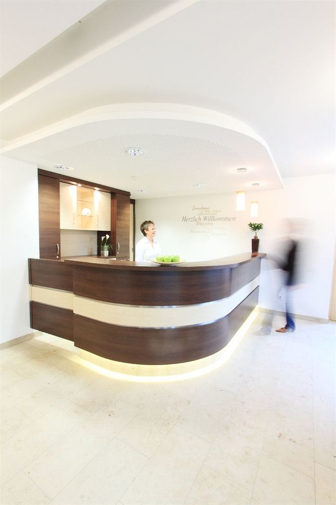 Klozbuecher - Das Landhotel Ellwangen Exteriér fotografie